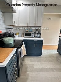 Building Photo - Nokomis Area Single Family Home, Very Clean, Dishwasher, 1 Car Garage, Available September