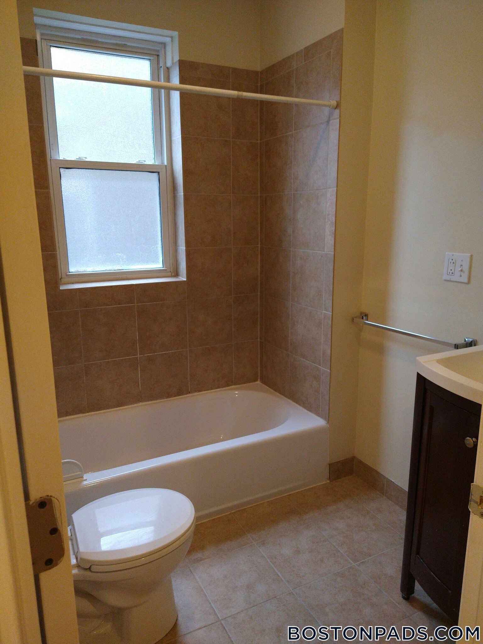 Building Photo - 1197 Commonwealth Ave