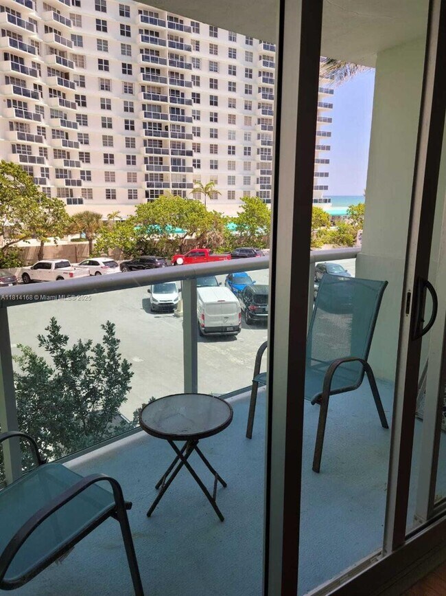 Building Photo - 3801 S Ocean Dr