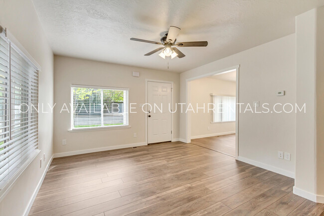 Building Photo - 330 S 1080 E