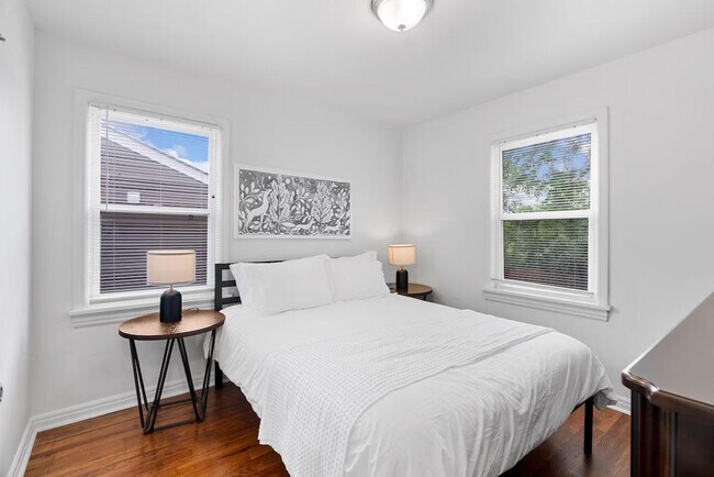 Building Photo - 6444 Wade Ave