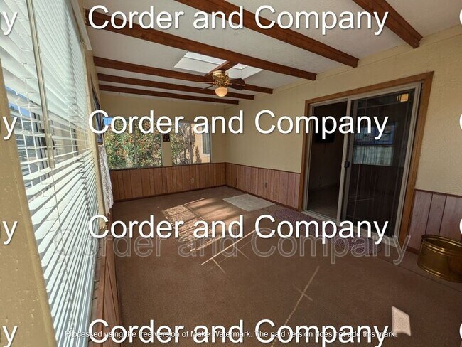 Building Photo - 8804 San Francisco Rd NE