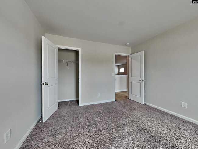 Building Photo - 75 Blue Fescue Way
