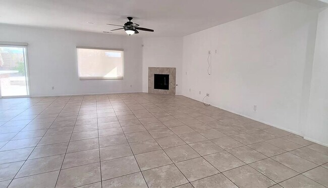 Building Photo - Hidden gem in prestigious community of Pal...