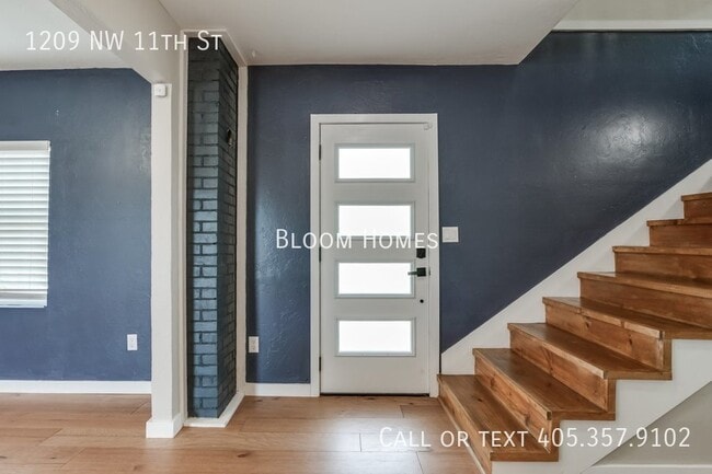 Building Photo - 1209 NW 11th St
