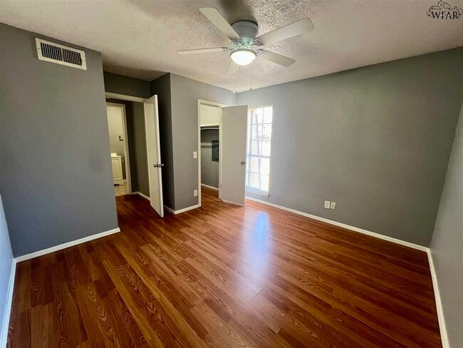 Building Photo - 1509 Trigg Ln