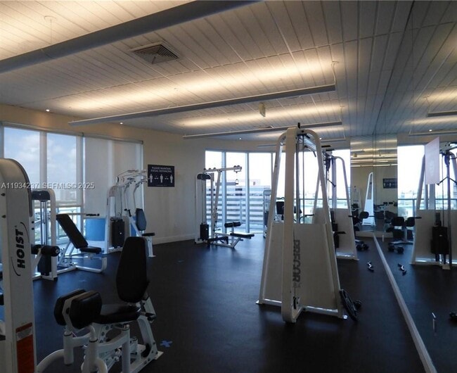 Building Photo - 185 SW 7th St