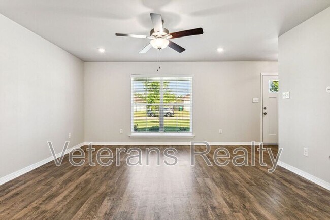 Building Photo - 13444 Willow Oak Cir