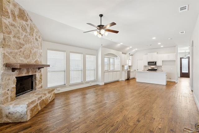 Building Photo - 512 Eastbrook Dr