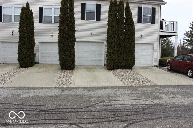 Building Photo - 13370 White Granite Dr