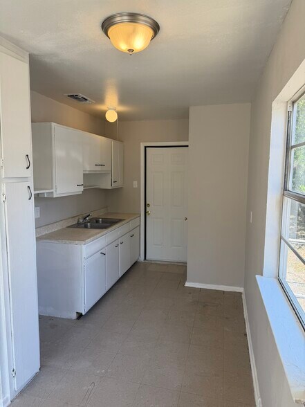 Building Photo - 8510 Barranca Ave