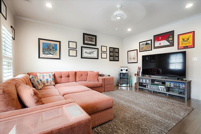 Building Photo - 2020 Elzey Ave