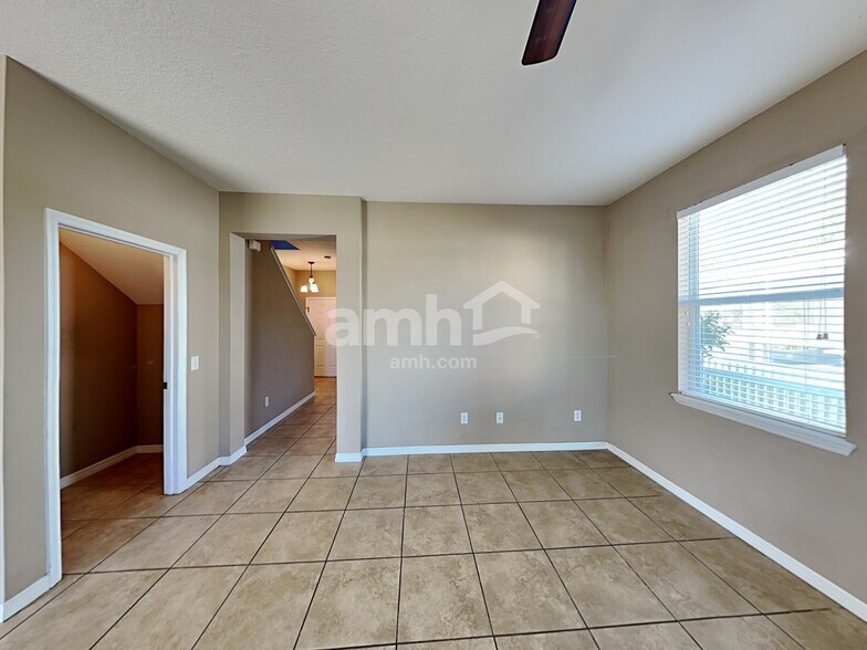 Building Photo - 1706 Bonita Bluff Ct