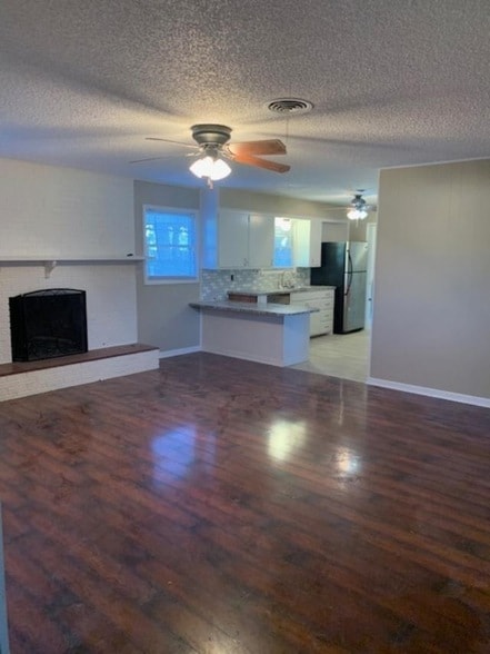 Building Photo - 3715 45th St