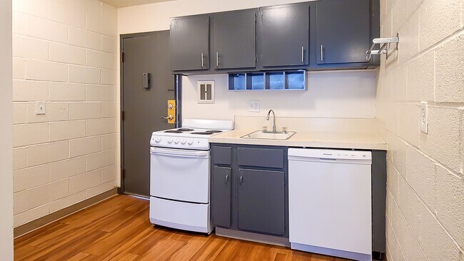 Stewart Apartments - Portland Oregon - Kitchenette - The Stewart