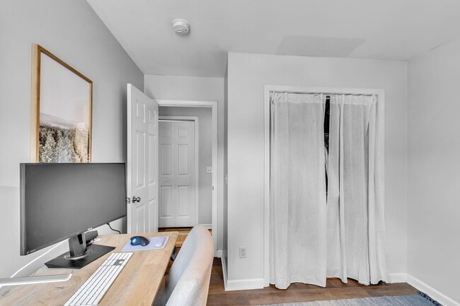 Building Photo - 2301 18th Avenue N