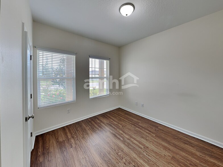 Building Photo - 8710 Layalie Wy