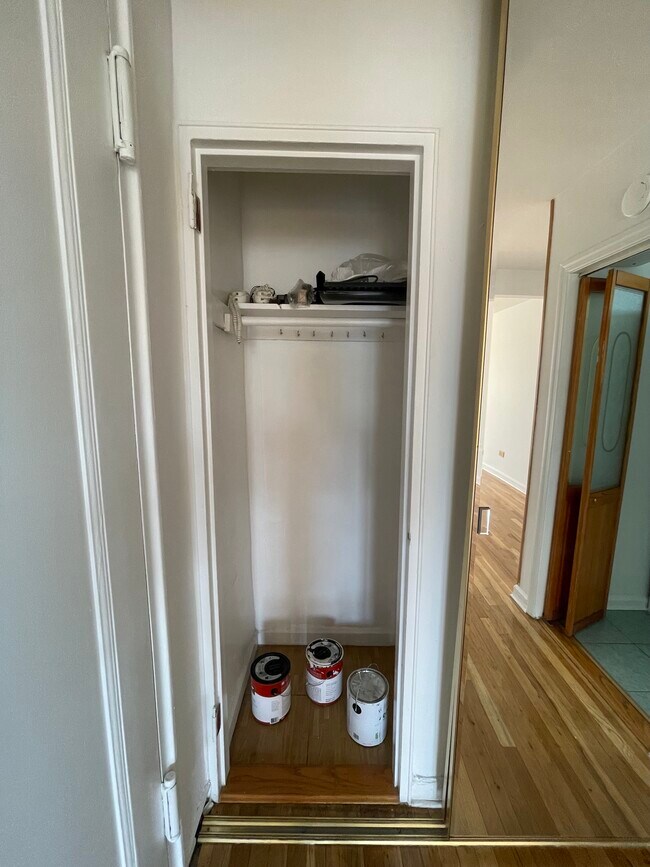 Closet1 - 67-30 Dartmouth St