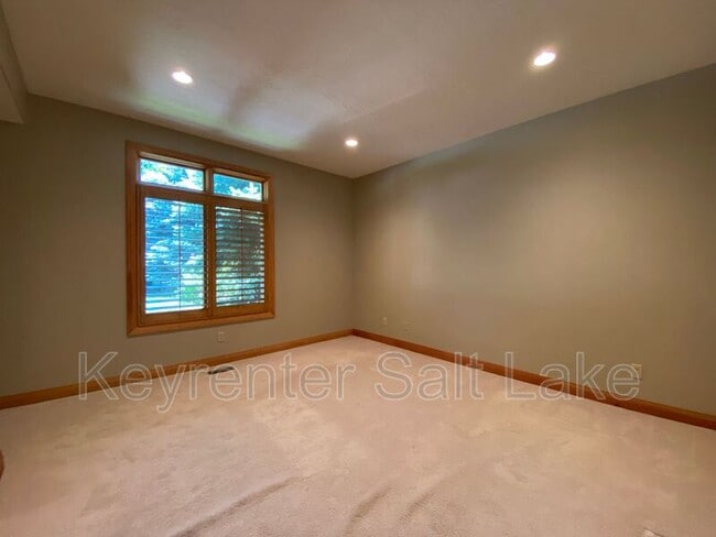 Building Photo - 2178 Netties Pl