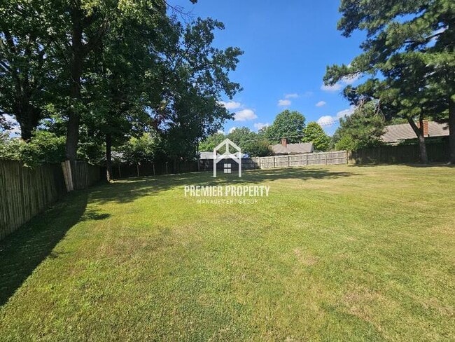 Building Photo - 5949 McQueen Cove