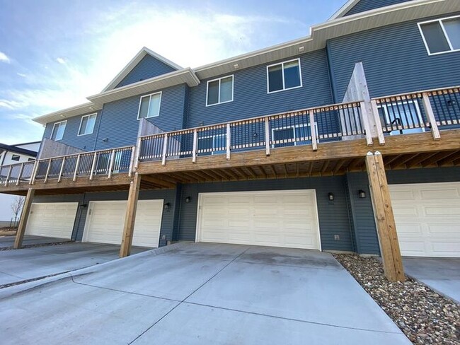 Building Photo - $2,500 | 3 Bedroom, 2.5 Bathroom Town Home | New Construction | No Pets | Available for an August...