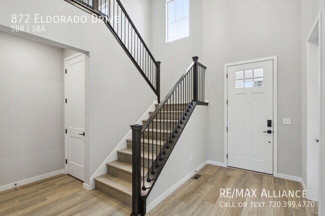 Building Photo - 872 Eldorado Dr