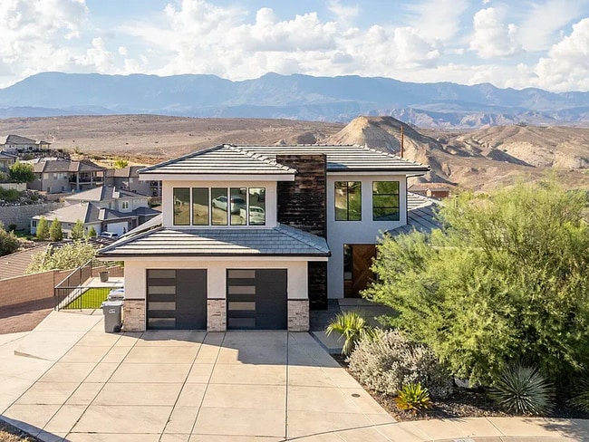 Building Photo - 1173 N 50 E