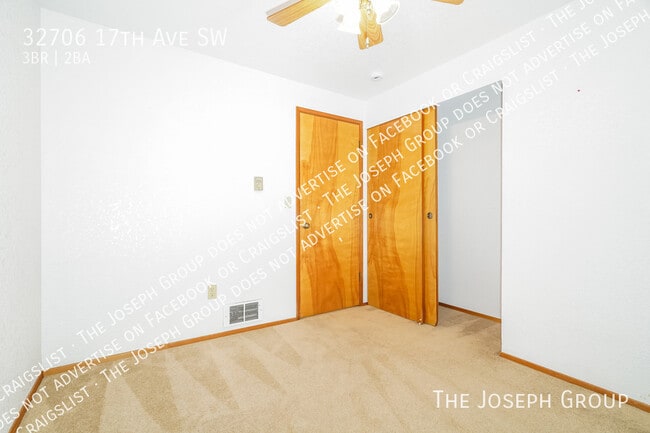 Building Photo - 32706 17th Ave SW