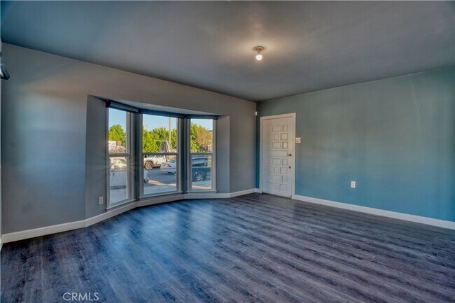 Building Photo - 127 S Townsend Ave