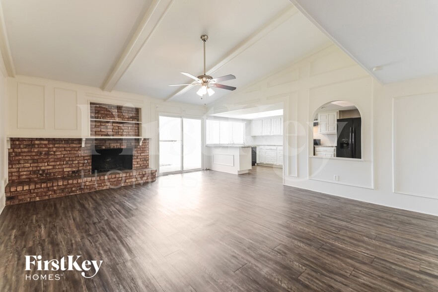 Building Photo - 3729 Dumas Trail