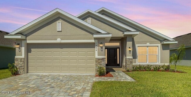 Building Photo - 1844 Middlebury Dr SE