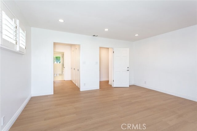 Building Photo - 16973 Strawberry Dr