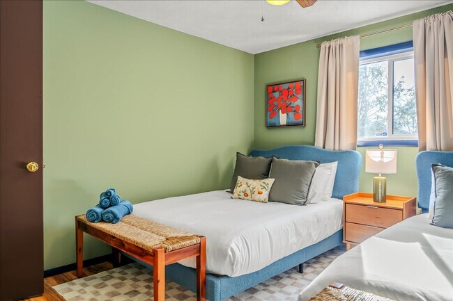 Building Photo - 157 Seminole Trail