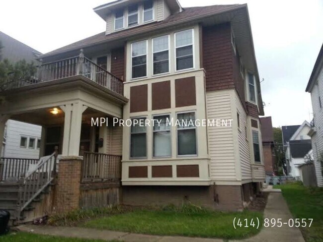 Building Photo - 2924 N Maryland Ave