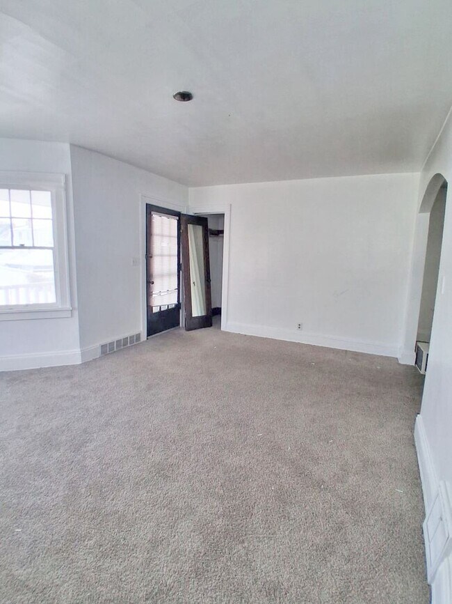 Building Photo - 4772 E 90th St