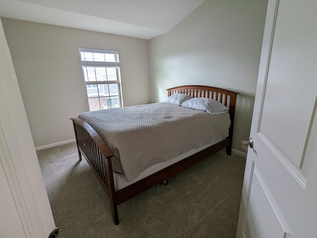 Building Photo - 2807 Blakely Ln