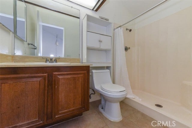Building Photo - 2057 Dacian Dr S