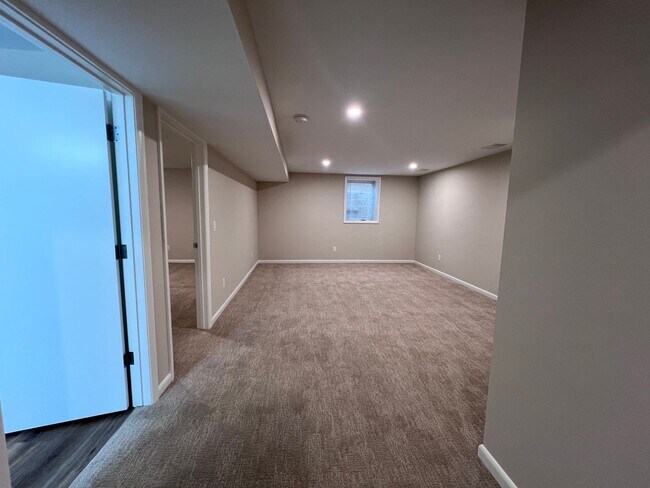 Building Photo - Recently Renovated Home within Walking Dis...