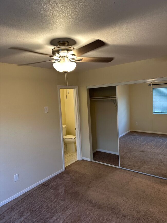 Building Photo - 7919 San Felipe St