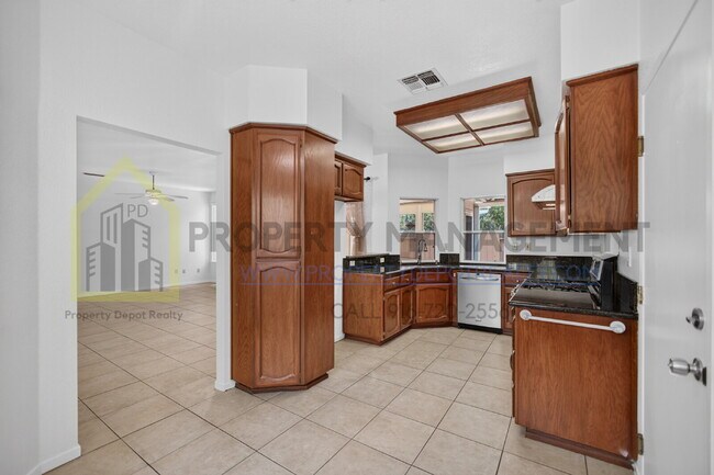 Building Photo - Charming 3-Bedroom Home with 2 Baths