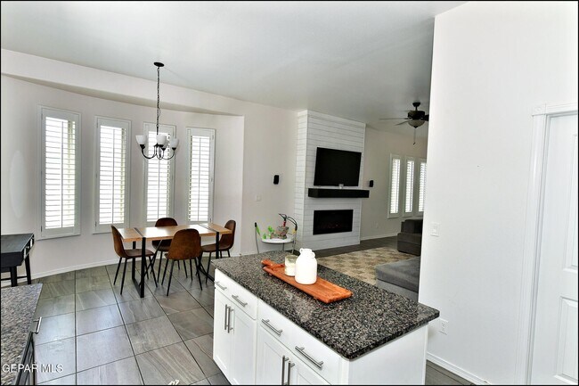 Building Photo - 224 Glenlivet Way