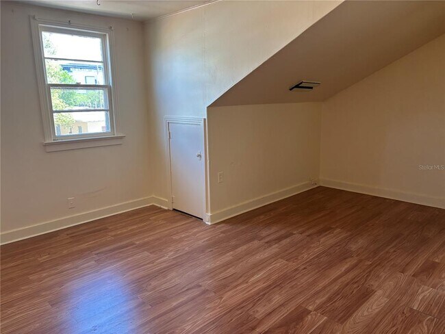 Building Photo - 507 Cleveland Ave SW