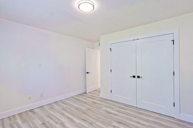 Building Photo - 3021 Pestalozzi St