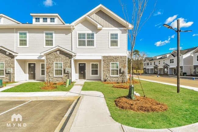 Building Photo - 700 Wild Duck Ln