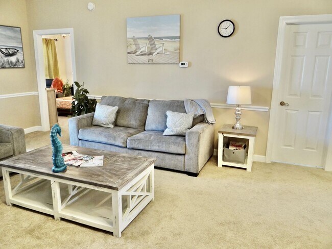 Building Photo - All Inclusive Seasonal Rental Available 11...