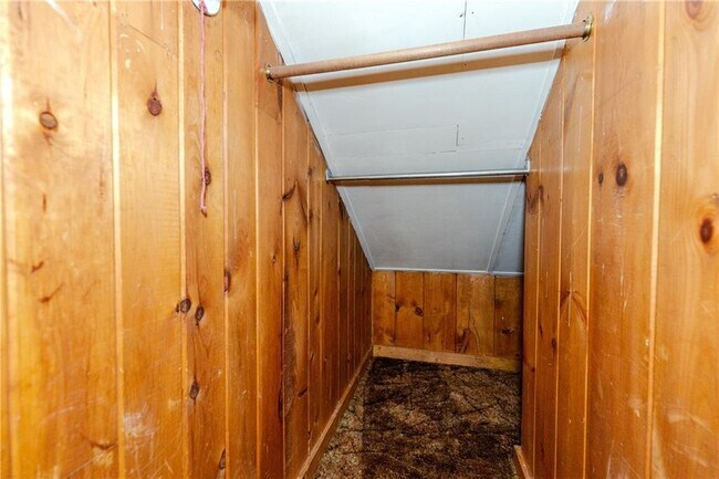 Building Photo - 953 Greenville Ave