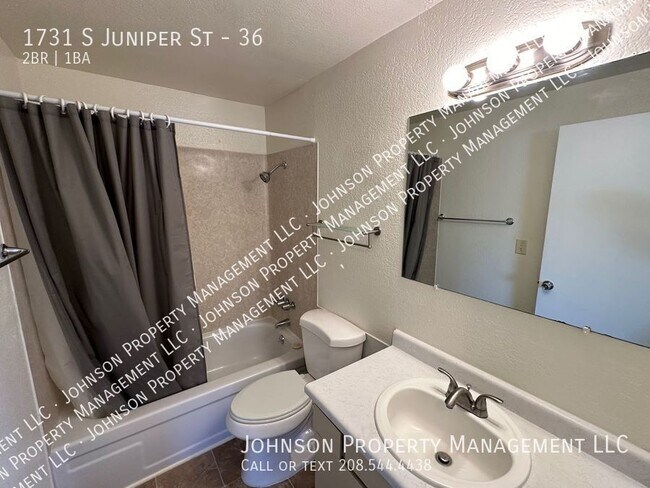 Building Photo - 1731 S Juniper St