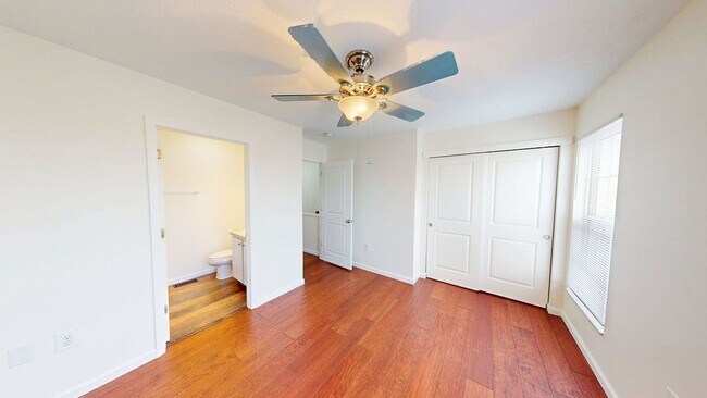 Building Photo - 5288 Royal Arch Cascade Dr