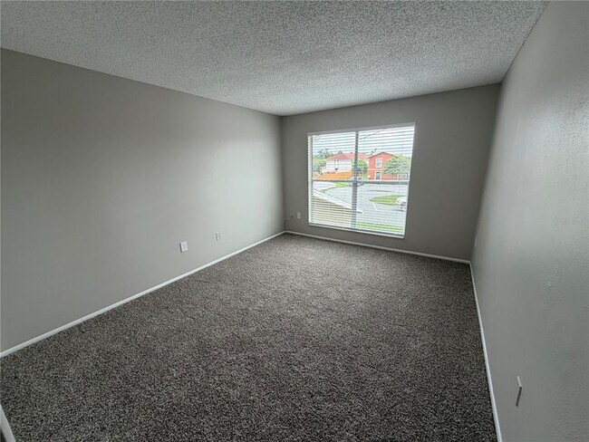 Building Photo - 1810 Caralee Blvd