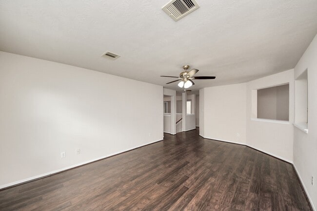 Building Photo - 24523 Red Bluff Tr